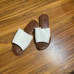 women’s sandals